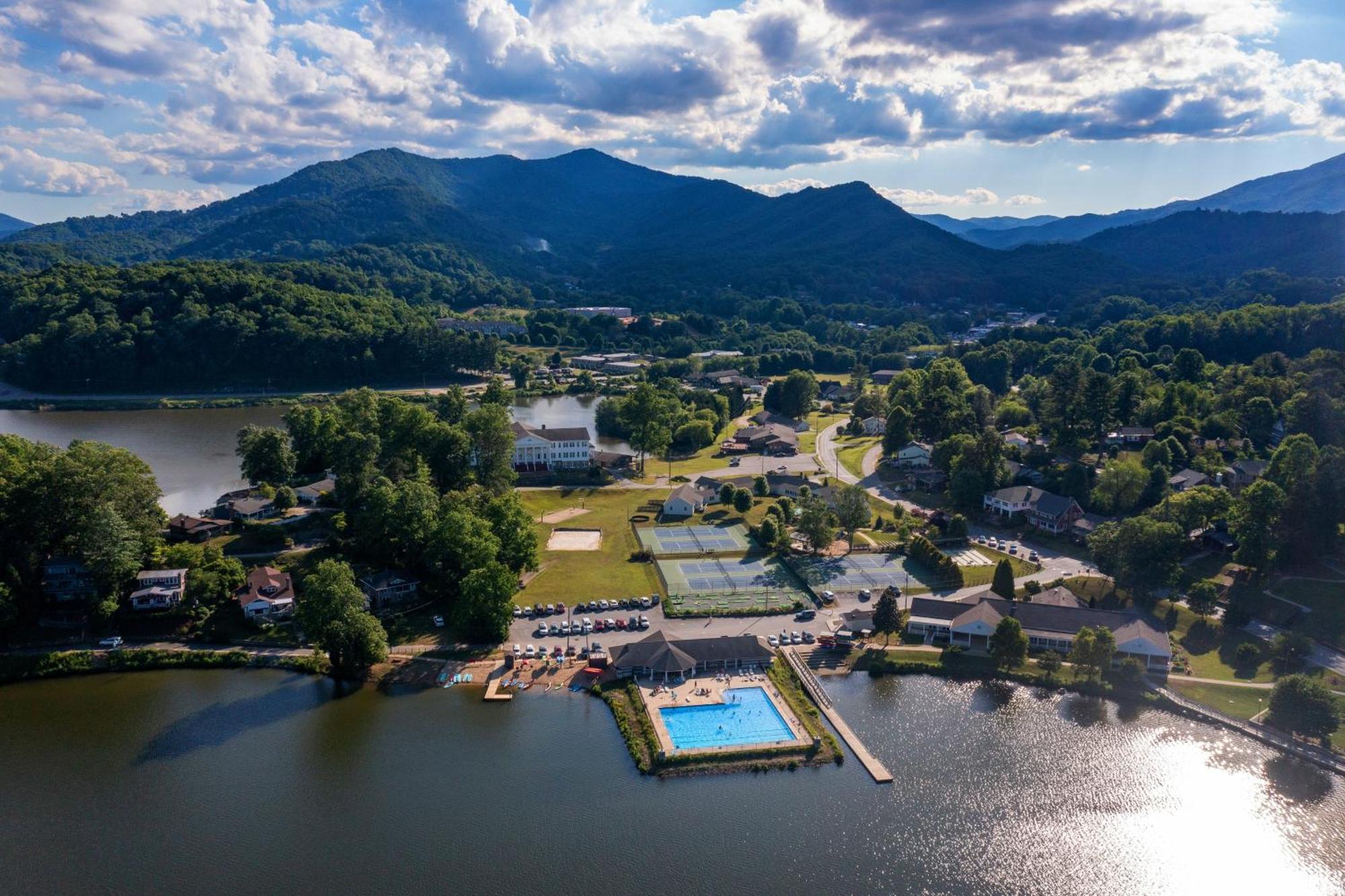 Samuel Court Cabin Lake Junaluska Exterior photo